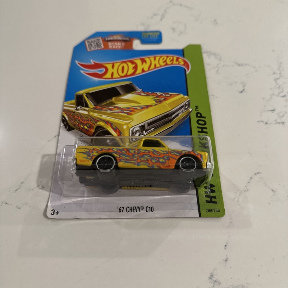 Hot Wheels '67 Chevy C10 Yellow with Orange Flames HW Workshop 208/250 - Picture 2 of 5